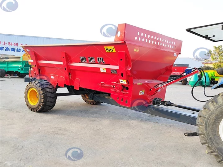 agricultural manure spreader