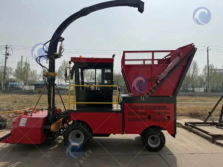 corn straw harvester