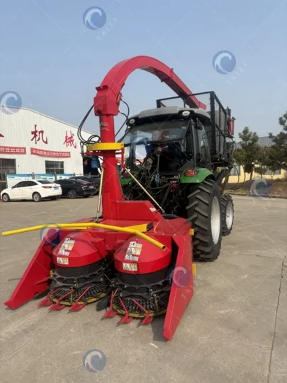Silage harvesting machine